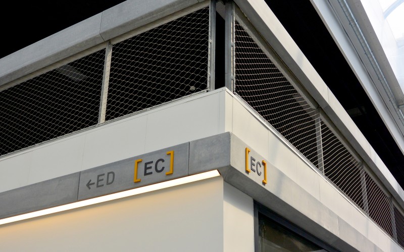 studio-weg-ecole-centralesupelec_ecole-centralesupelec-signaletique-studio_weg_18.jpg