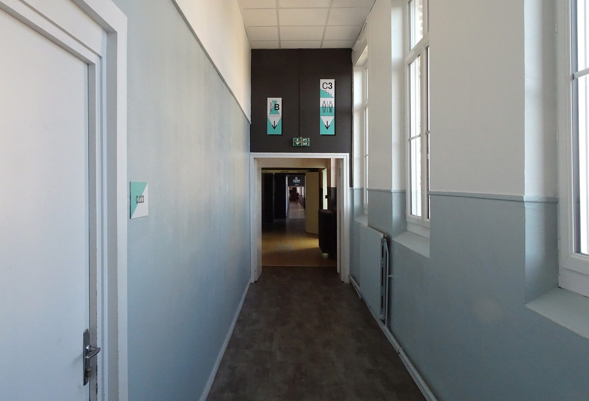 studio-weg-lycee-paul-hazard_signaletique-lycee-paul-hazard-armentieres-studio_weg-03.jpg