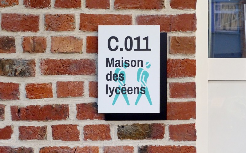 studio-weg-lycee-paul-hazard_signaletique-lycee-paul-hazard-armentieres-studio_weg-14.jpg