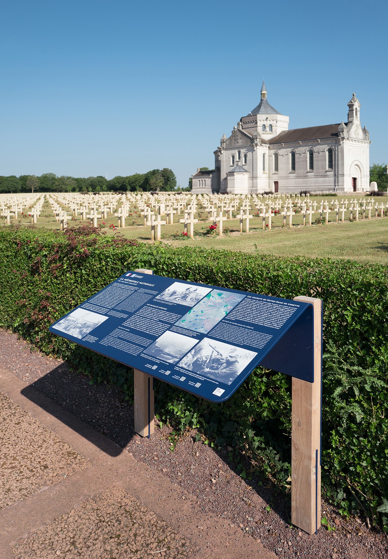 studio-weg-notre-dame-de-lorette_notre-dame-de-lorette-signaletique-studio_weg-16.jpg