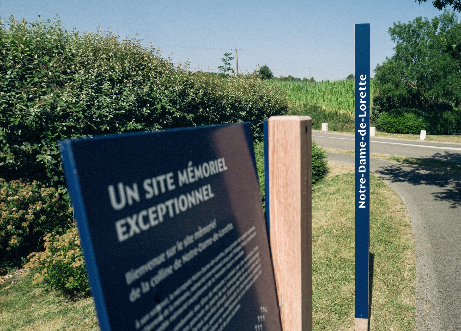 studio-weg-notre-dame-de-lorette_notre-dame-de-lorette-signaletique-studio_weg-07.jpg