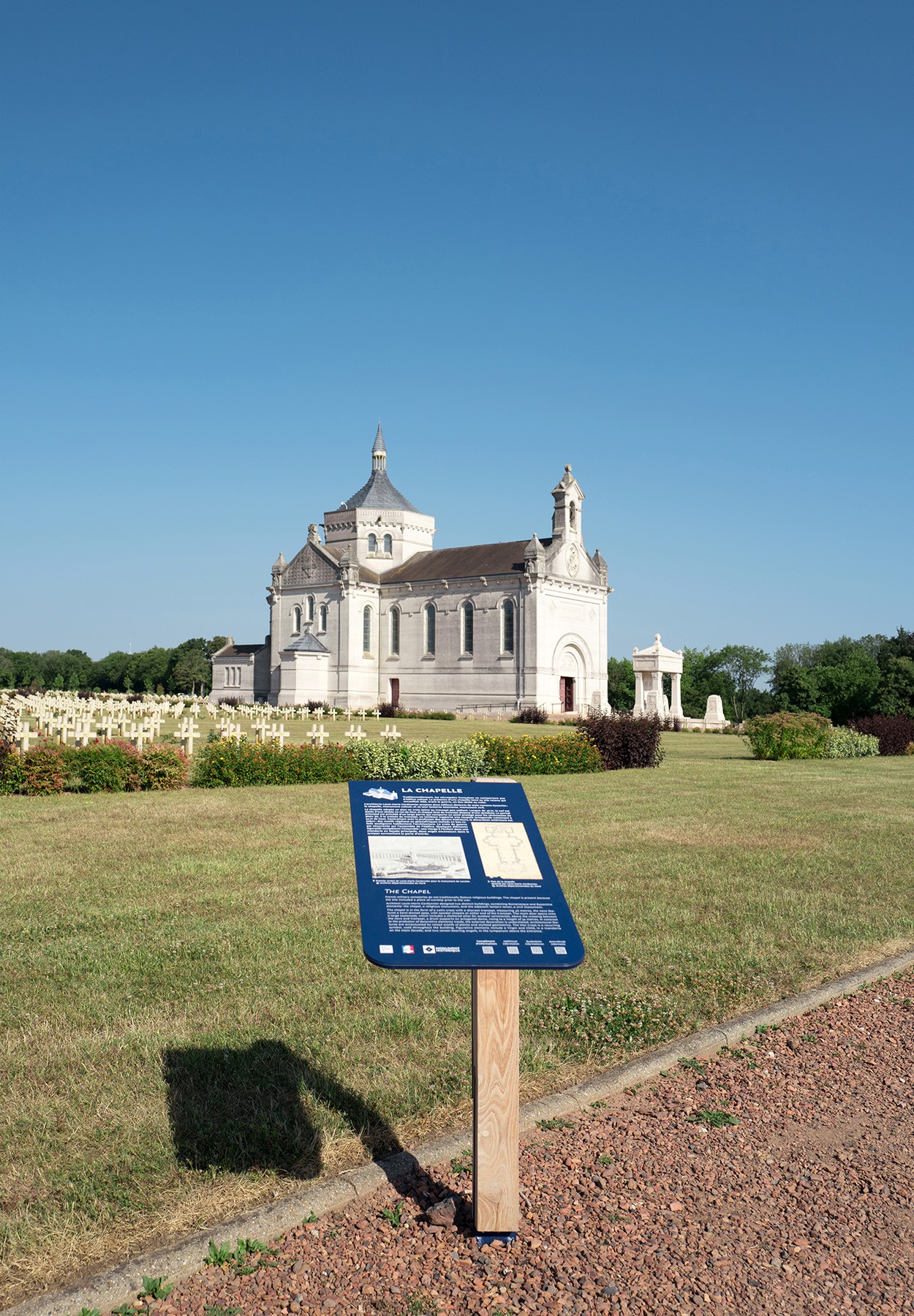 studio-weg-notre-dame-de-lorette_notre-dame-de-lorette-signaletique-studio_weg-17.jpg