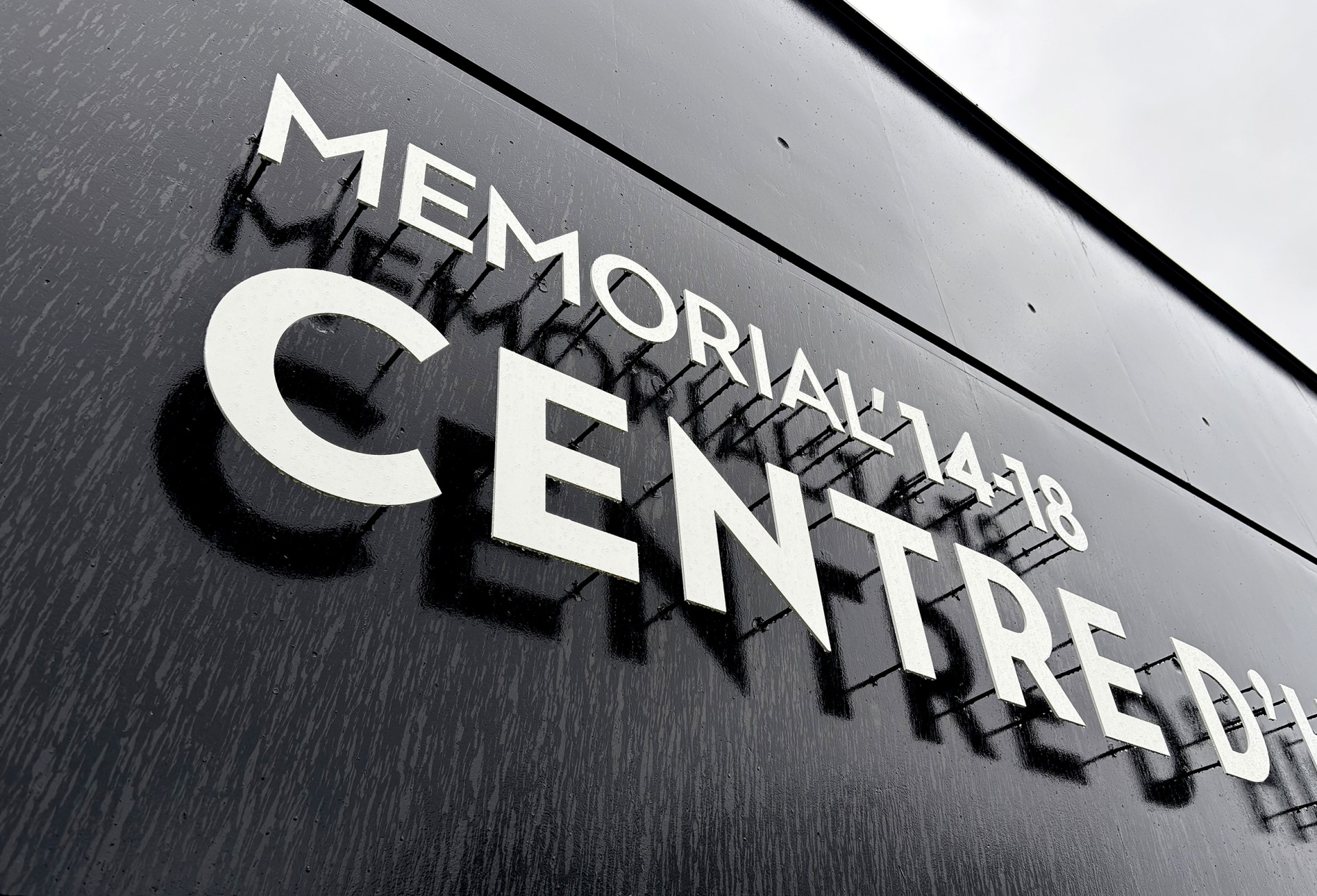 studio-weg-notre-dame-de-lorette_notre-dame-de-lorette-signaletique-studio_weg-26.jpg
