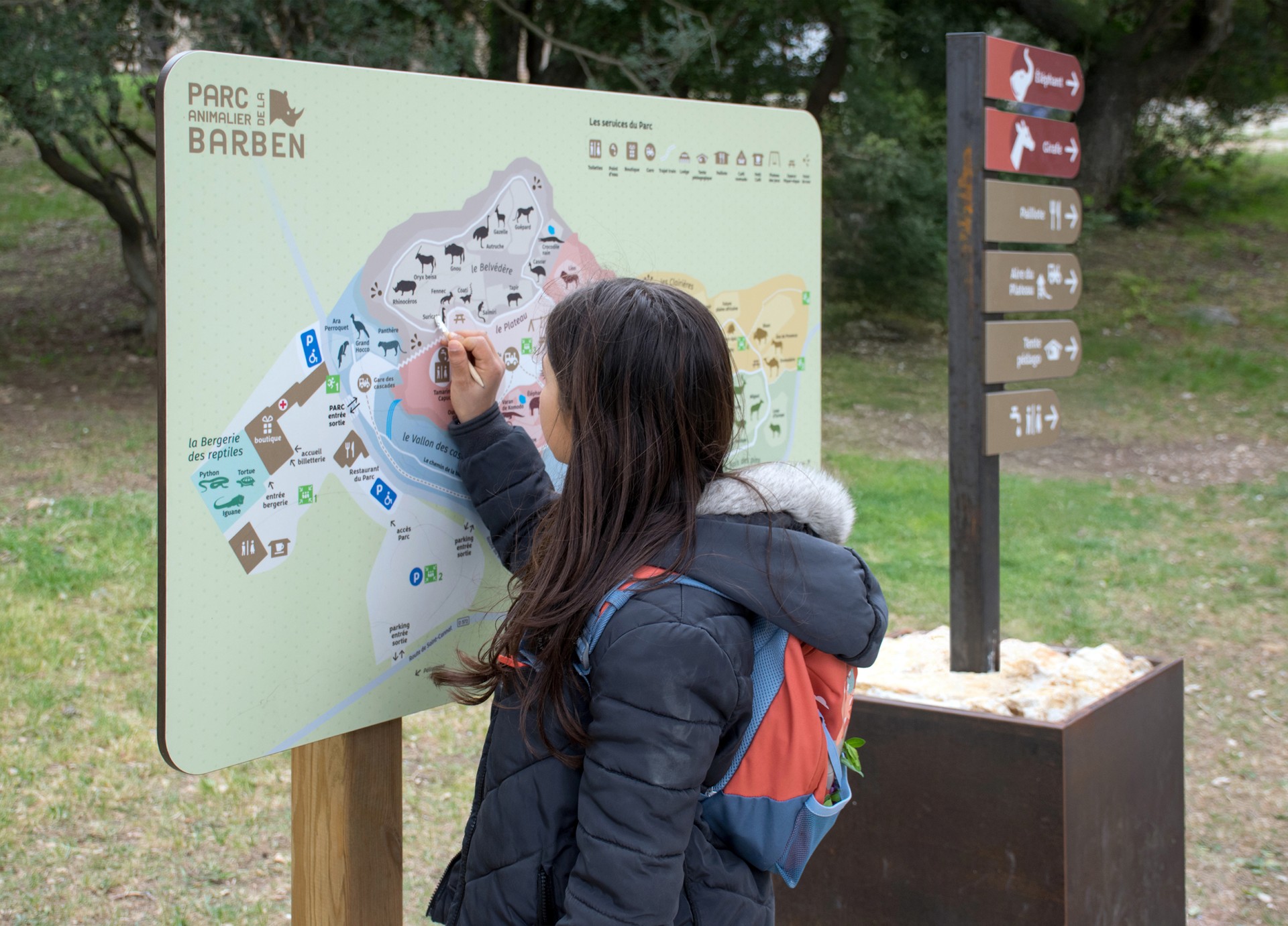 studio-weg-parc-animalier-de-la-barben_signaletique-parc-barben-studio-weg-15.jpg